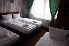 zum-goldenen-stern-triple-room-5